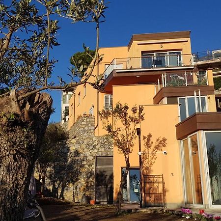 Appartamento Poggio degli Ulivi Genova Esterno foto